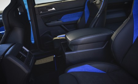 2021 Volkswagen Atlas Cross Sport GT Concept Interior Rear Seats Wallpapers 450x275 (27)