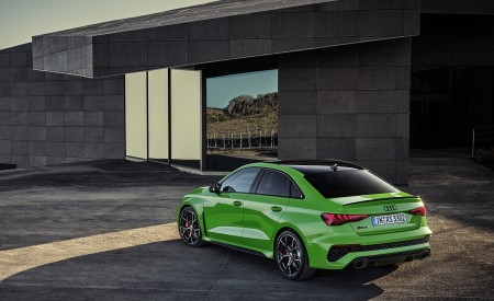 2022 Audi RS3 Sedan (Color: Kyalami Green) Rear Three-Quarter Wallpapers 450x275 (22)