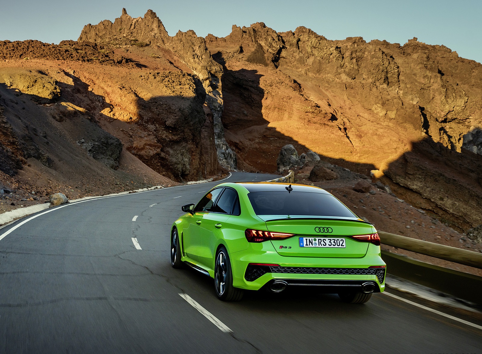 2022 Audi RS3 Sedan (Color: Kyalami Green) Rear Wallpapers #14 of 148