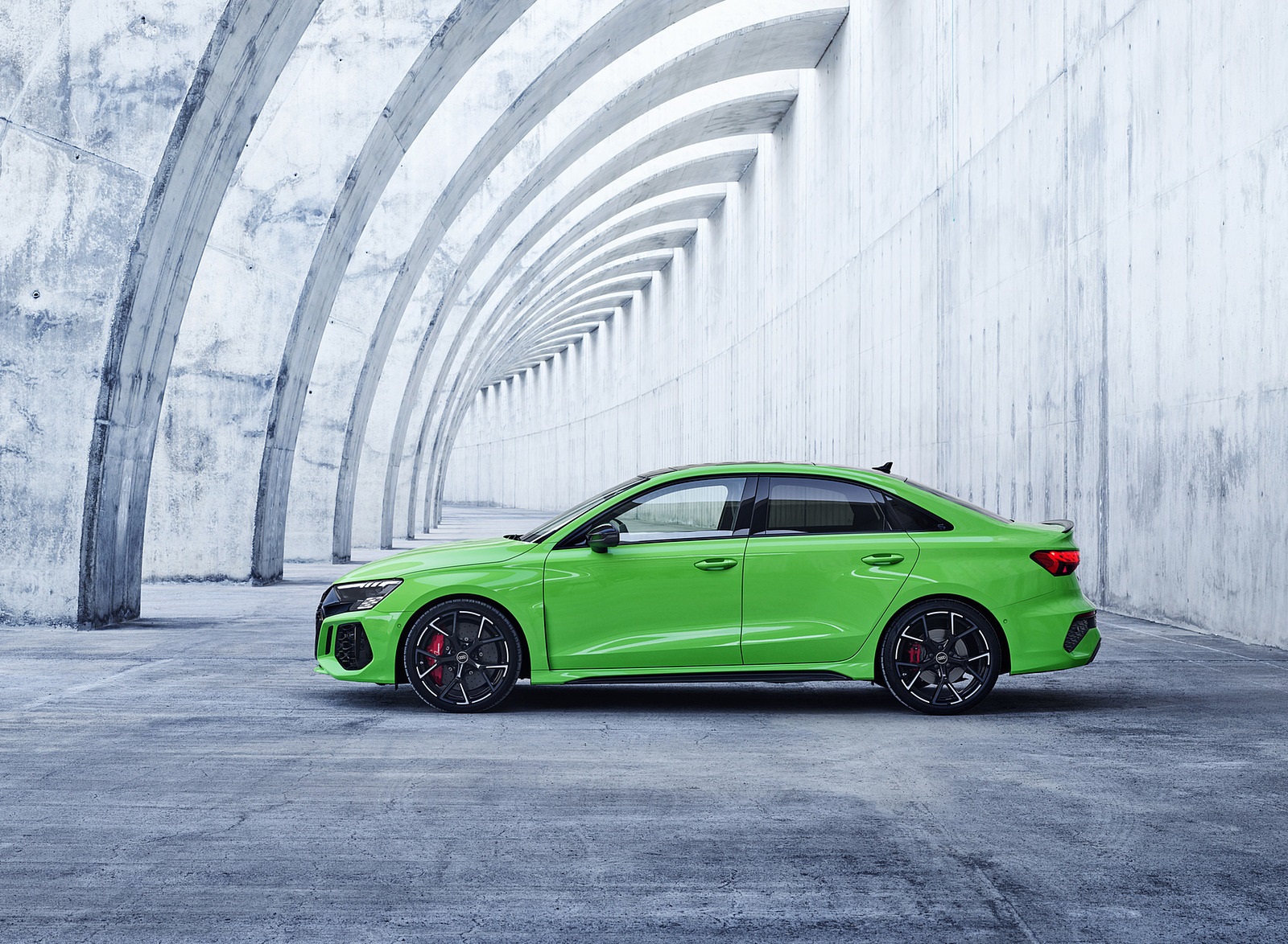 2022 Audi RS3 Sedan (Color: Kyalami Green) Side Wallpapers #43 of 148