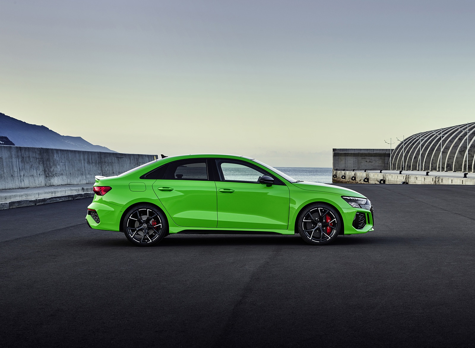 2022 Audi RS3 Sedan (Color: Kyalami Green) Side Wallpapers #36 of 148