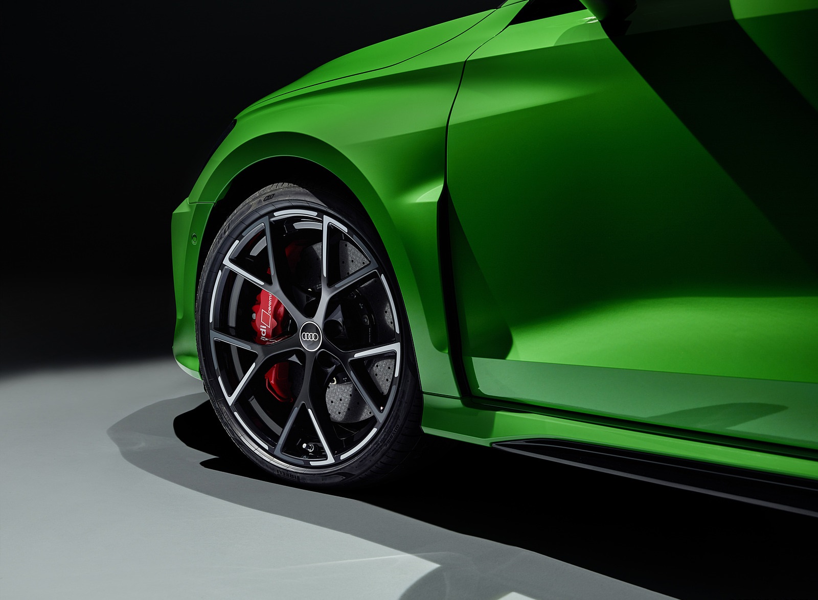 2022 Audi RS3 Sedan (Color: Kyalami Green) Wheel Wallpapers #59 of 148
