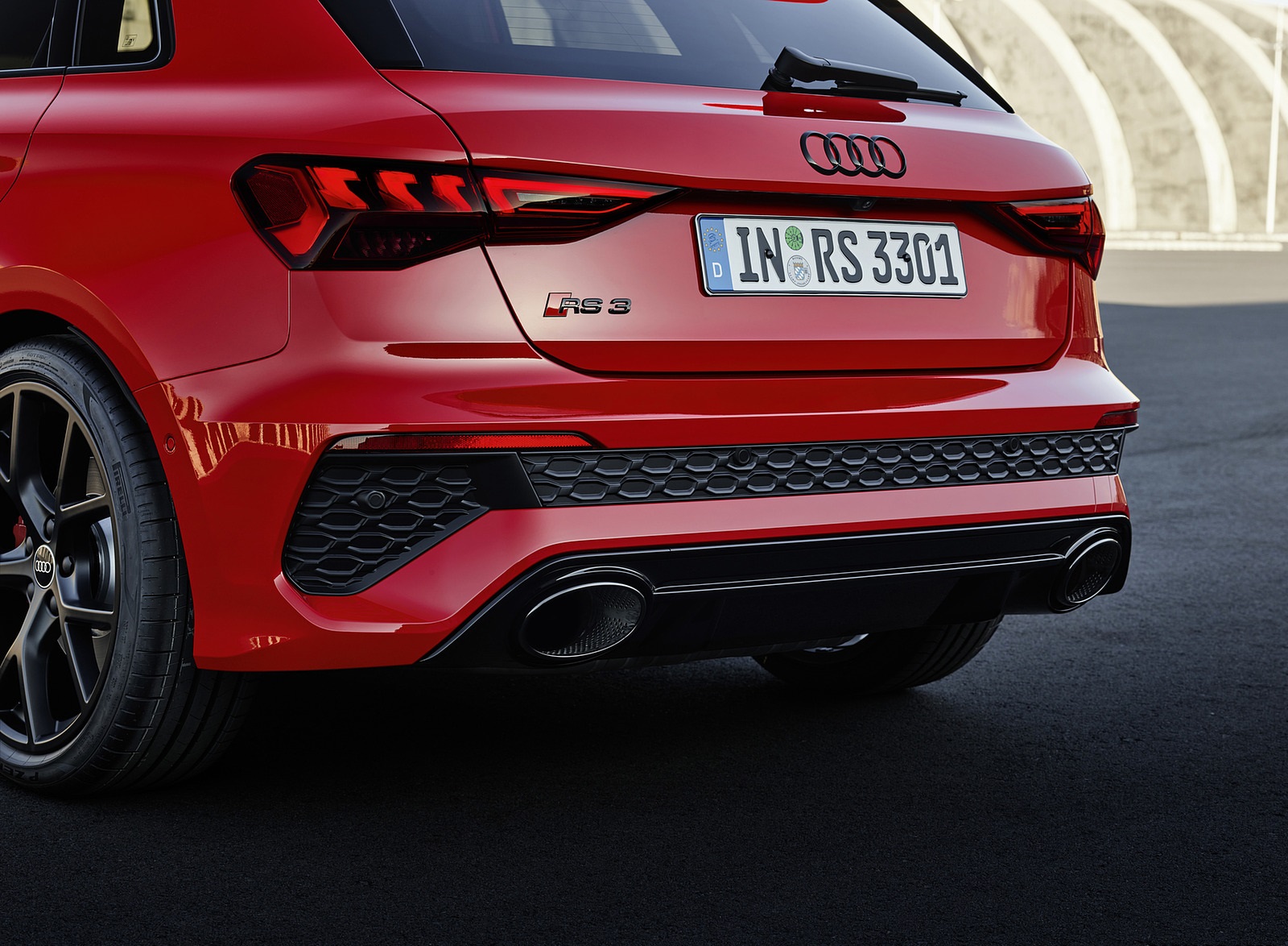 2022 Audi RS3 Sportback (Color: Tango Red) Exhaust Wallpapers #58 of 85