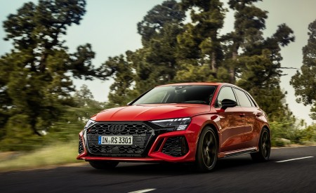 2022 Audi RS3 Sportback (Color: Tango Red) Front Three-Quarter Wallpapers 450x275 (3)