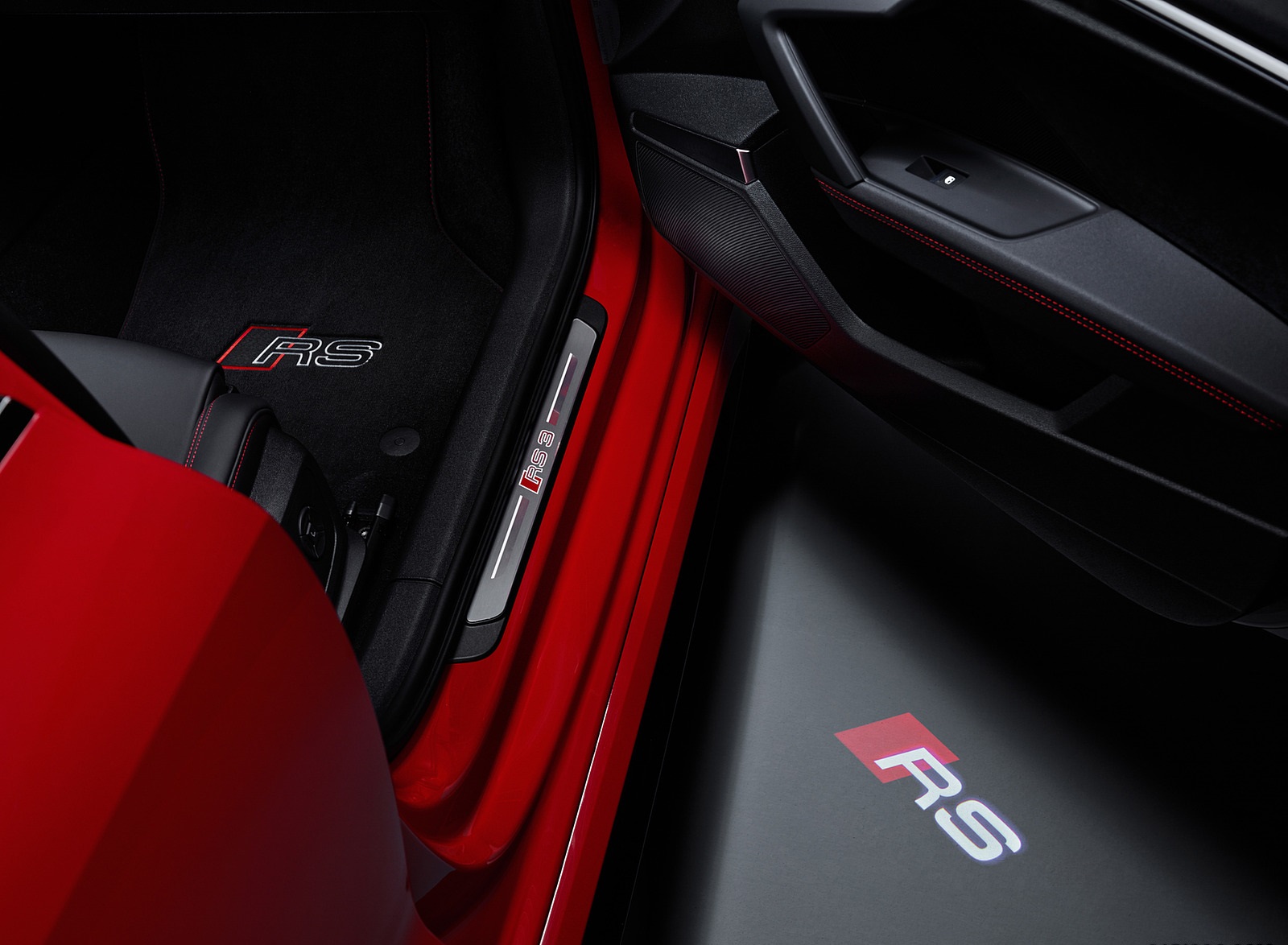 2022 Audi RS3 Sportback (Color: Tango Red) Ground Projection Wallpapers #62 of 85