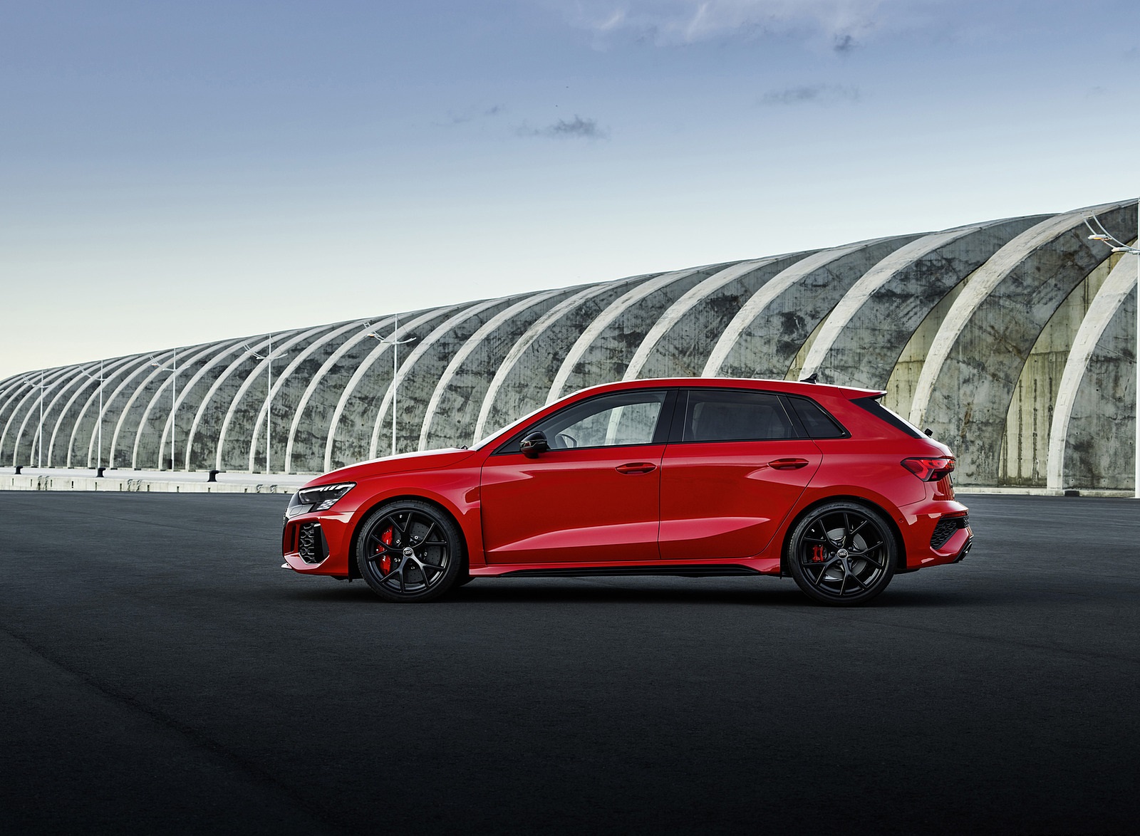 2022 Audi RS3 Sportback (Color: Tango Red) Side Wallpapers #33 of 85