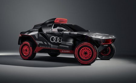 2022 Audi RS Q e-tron Dakar Rally Front Three-Quarter Wallpapers 450x275 (36)