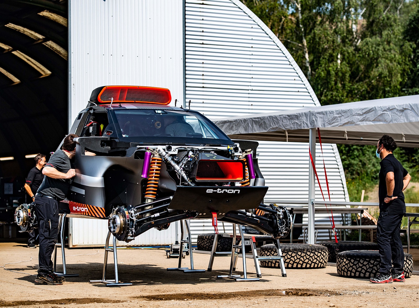 2022 Audi RS Q e-tron Dakar Rally Making Of Wallpapers  #23 of 45