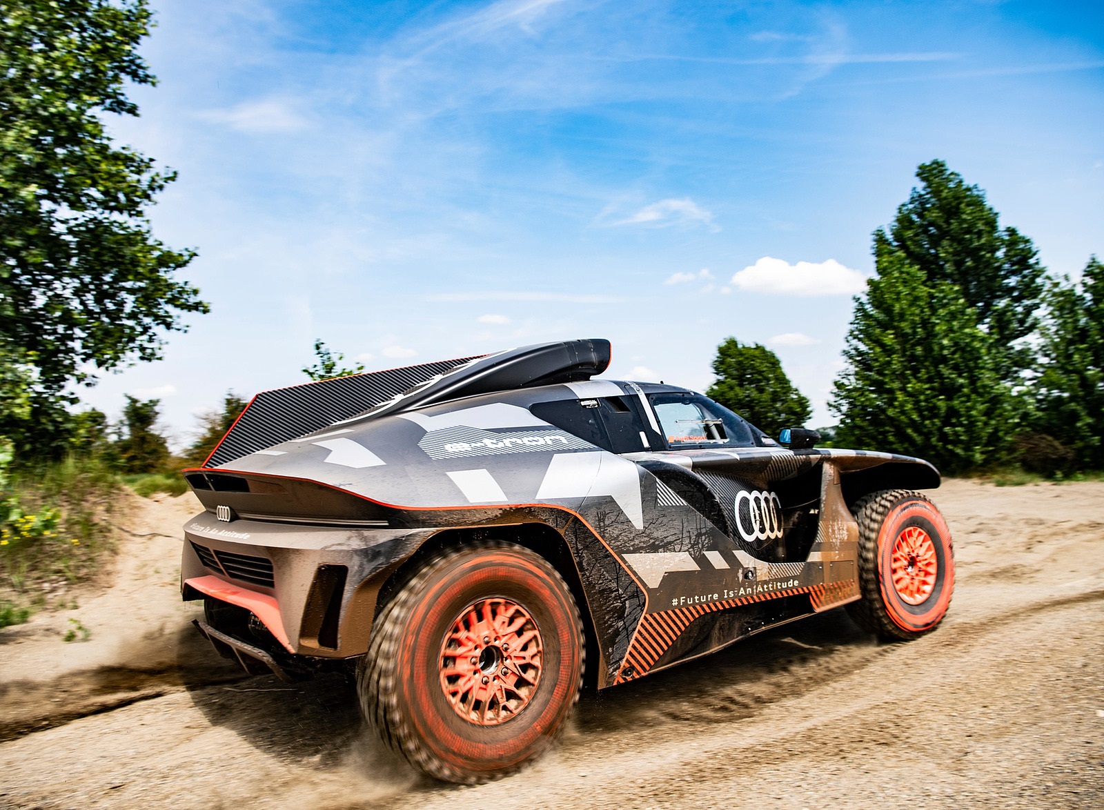 2022 Audi RS Q e-tron Dakar Rally Off-Road Wallpapers #16 of 45