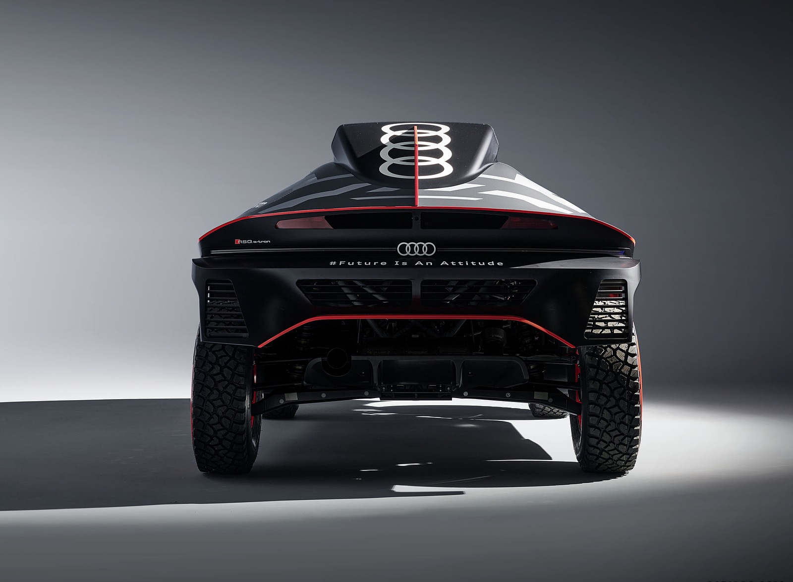 2022 Audi RS Q e-tron Dakar Rally Rear Wallpapers #43 of 45