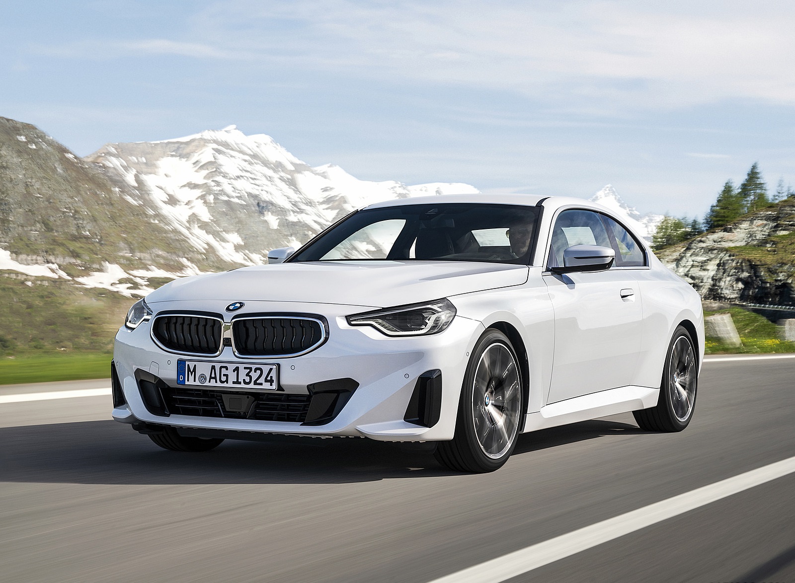 2022 BMW 2 Series Coupe Front Three-Quarter Wallpapers (3)