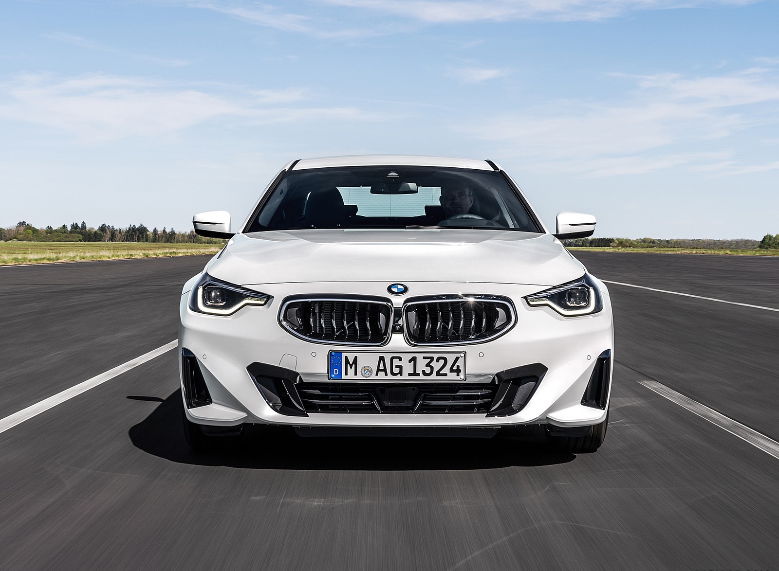 2022 BMW 2 Series Coupe Front Wallpapers #17 of 57