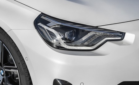 2022 BMW 2 Series Coupe Headlight Wallpapers 450x275 (31)