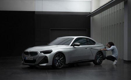 2022 BMW 2 Series Coupe Making Of Wallpapers 450x275 (39)