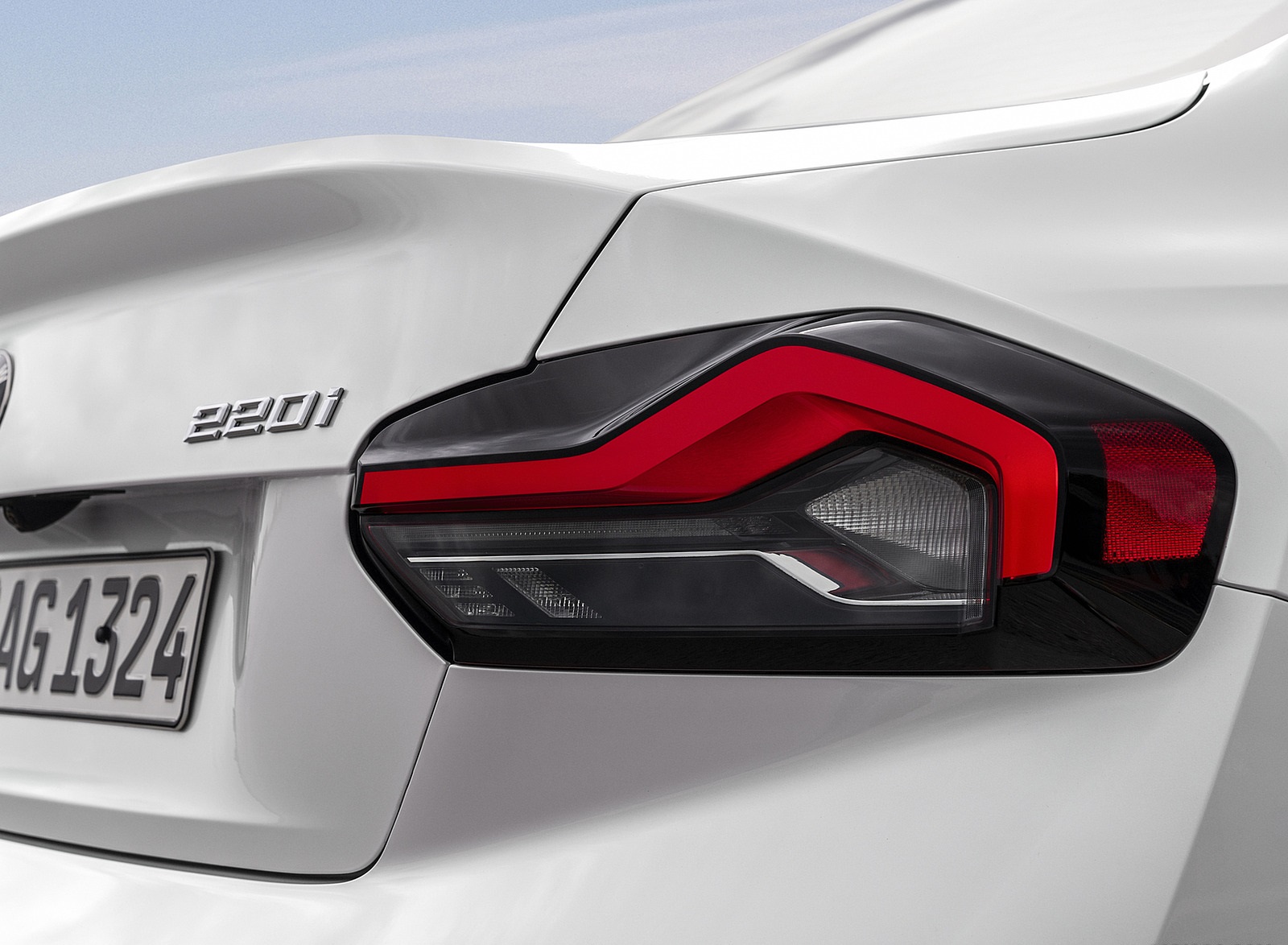 2022 BMW 2 Series Coupe Tail Light Wallpapers #32 of 57