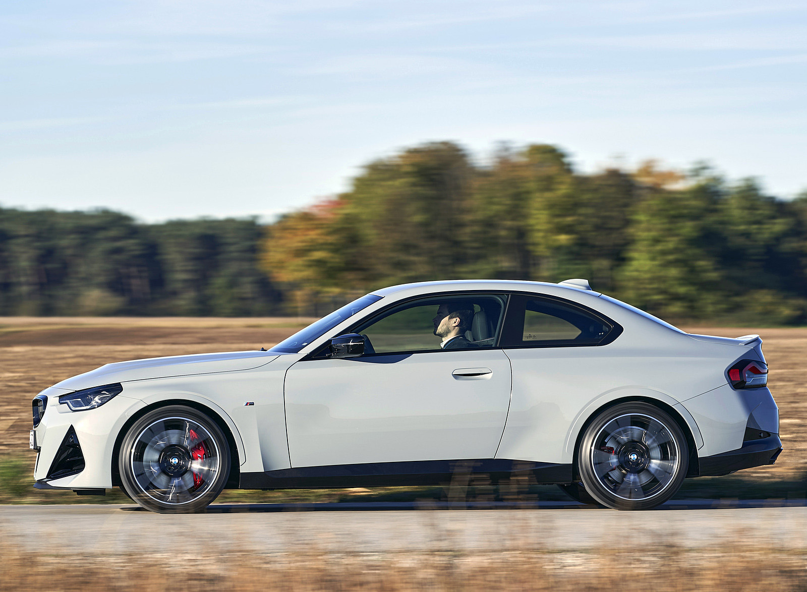 2022 BMW M240i xDrive Coupe (Color: Brooklyn Grey) Side Wallpapers #66 of 164