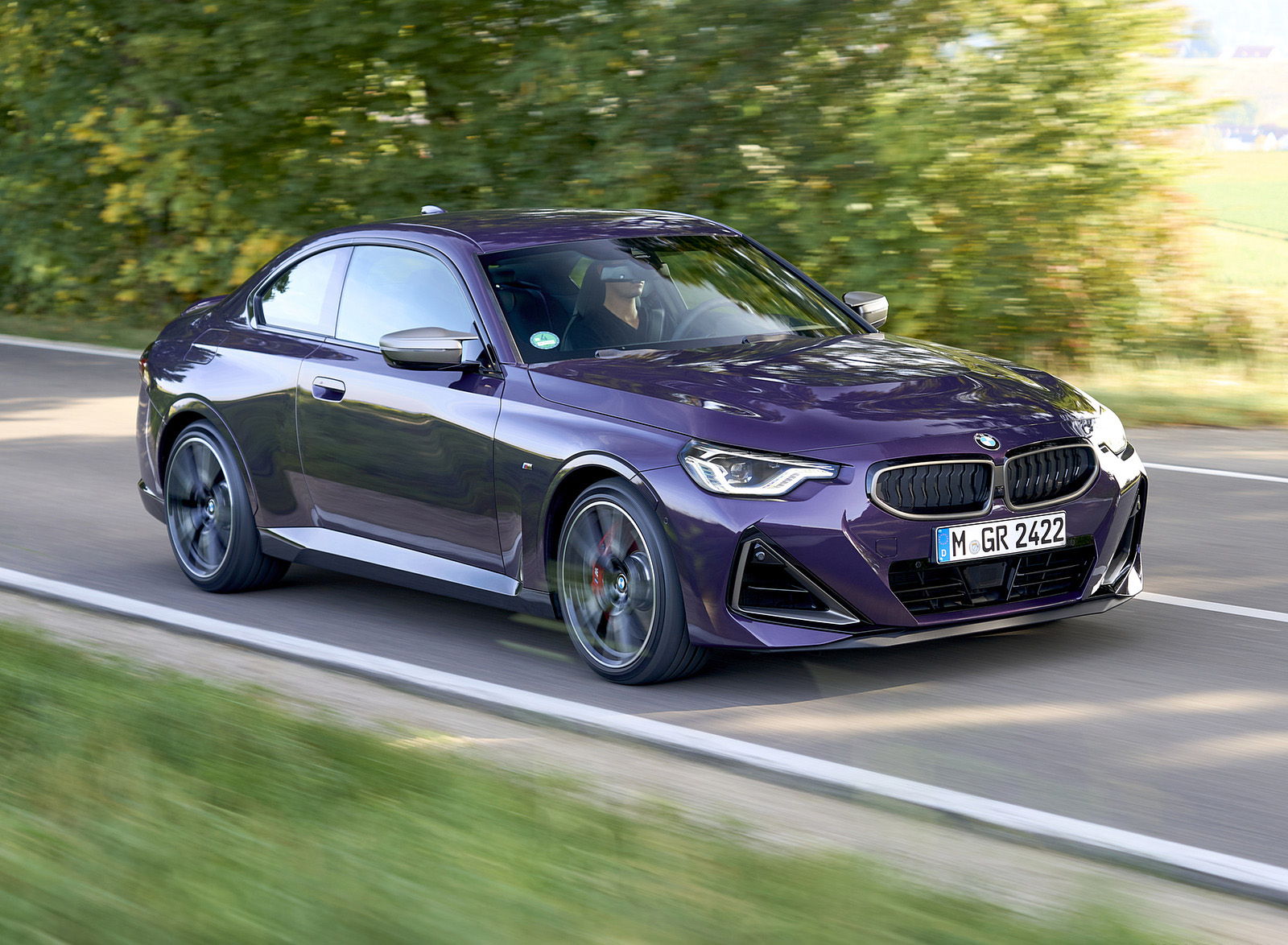 2022 BMW M240i xDrive Coupé (Color: Thundernight Metallic) Front Three-Quarter Wallpapers #80 of 164