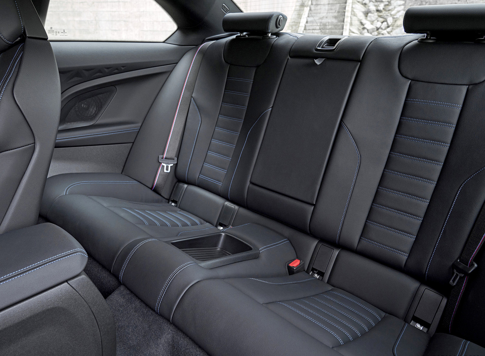 2022 BMW M240i xDrive Coupé (Color: Thundernight Metallic) Interior Rear Seats Wallpapers #164 of 164