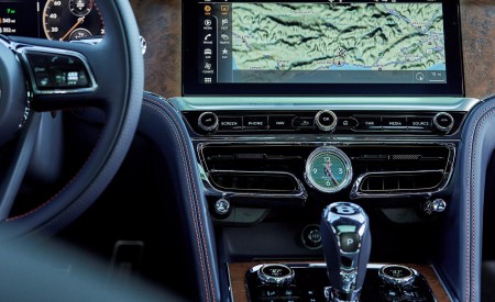 2022 Bentley Flying Spur Hybrid Central Console Wallpapers 450x275 (132)