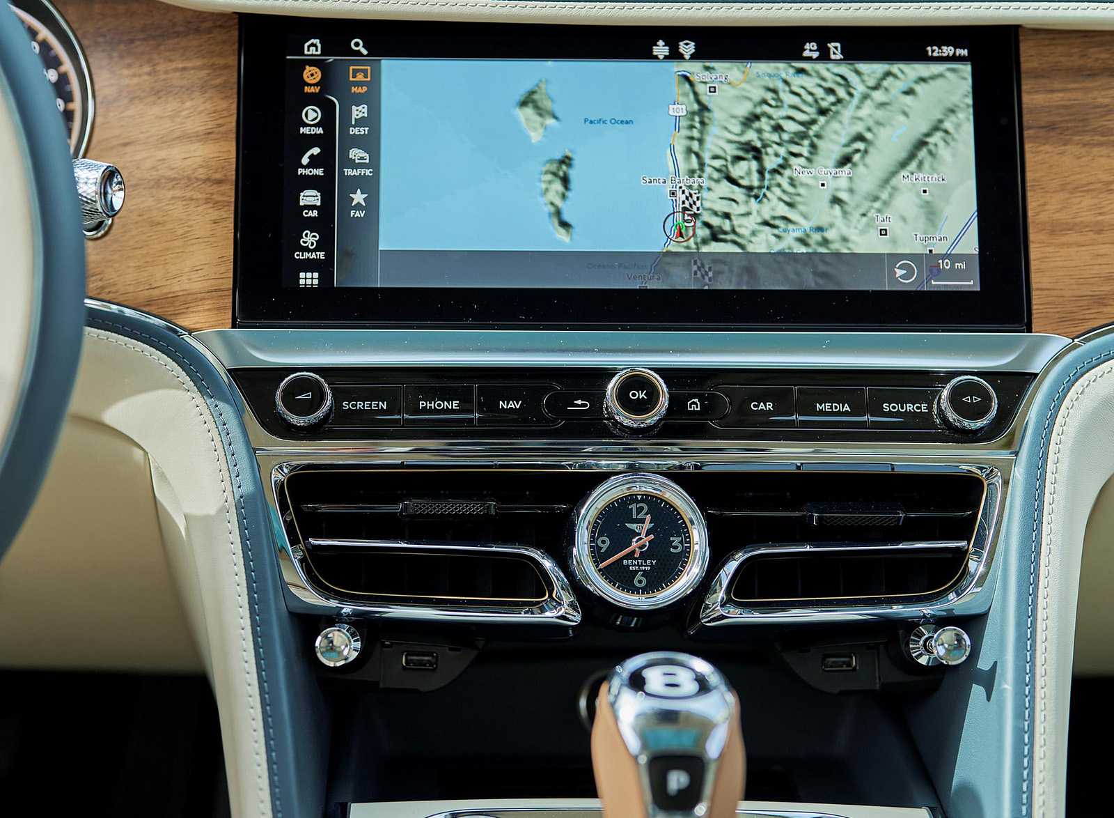 2022 Bentley Flying Spur Hybrid Central Console Wallpapers  #133 of 182