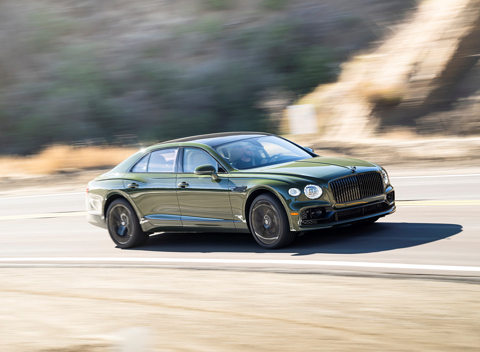 2022 Bentley Flying Spur Hybrid Front Three-Quarter Wallpapers #49 of 182