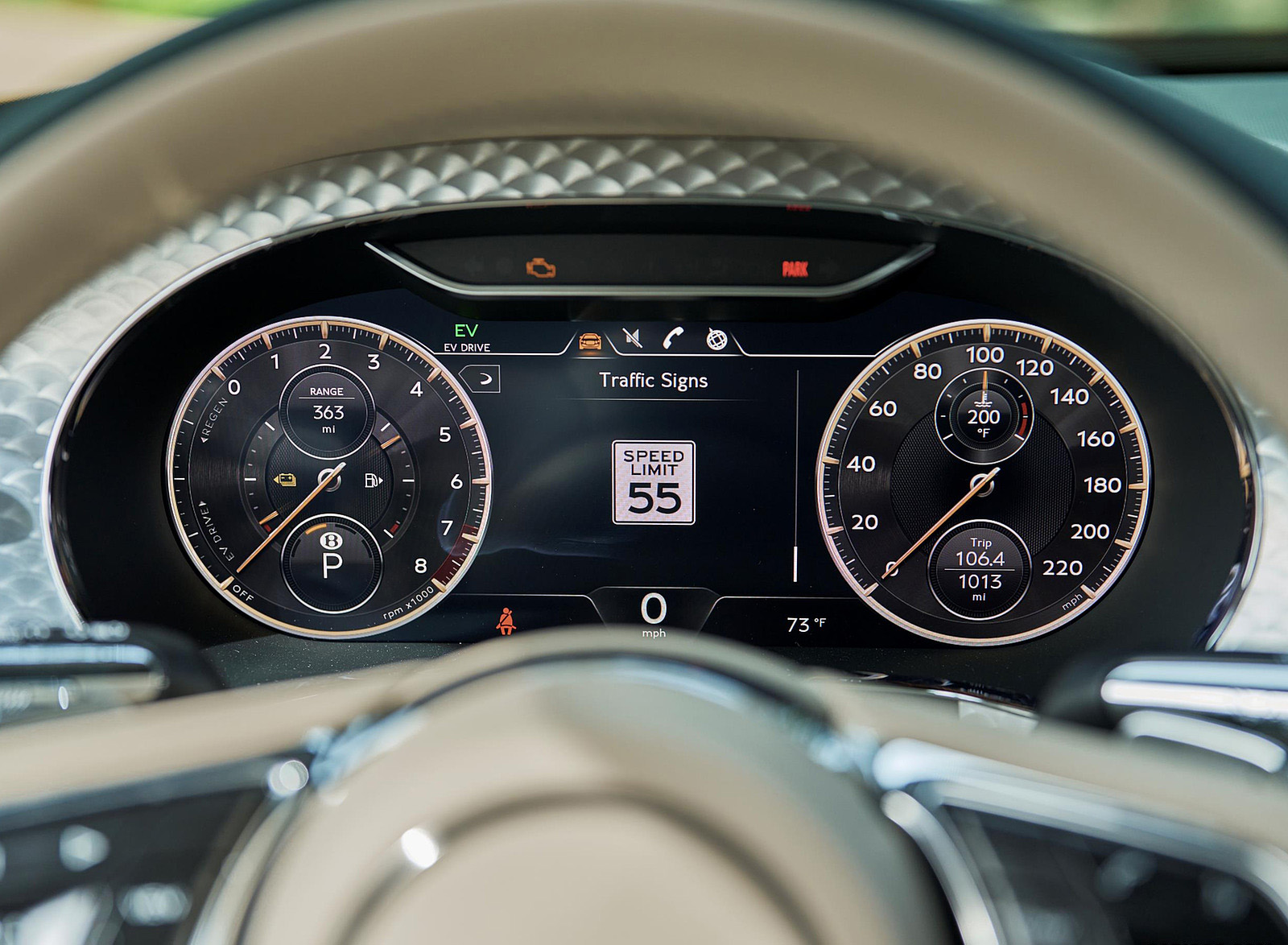 2022 Bentley Flying Spur Hybrid Interior Dashboard Wallpapers #130 of 182