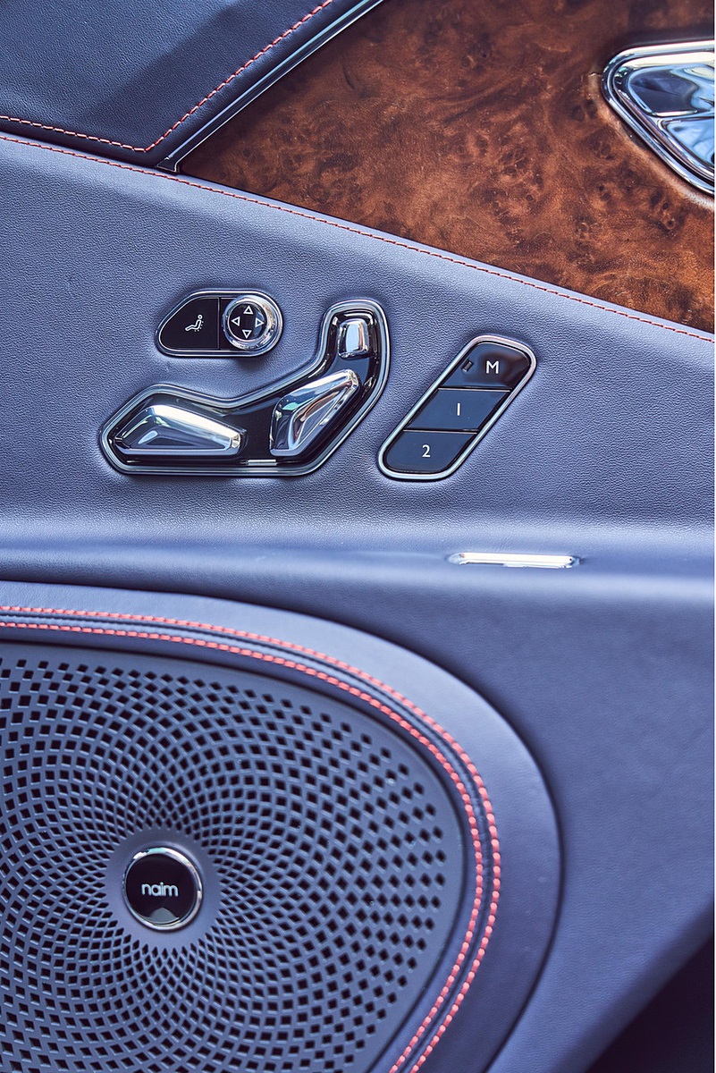 2022 Bentley Flying Spur Hybrid Interior Detail Wallpapers #167 of 182