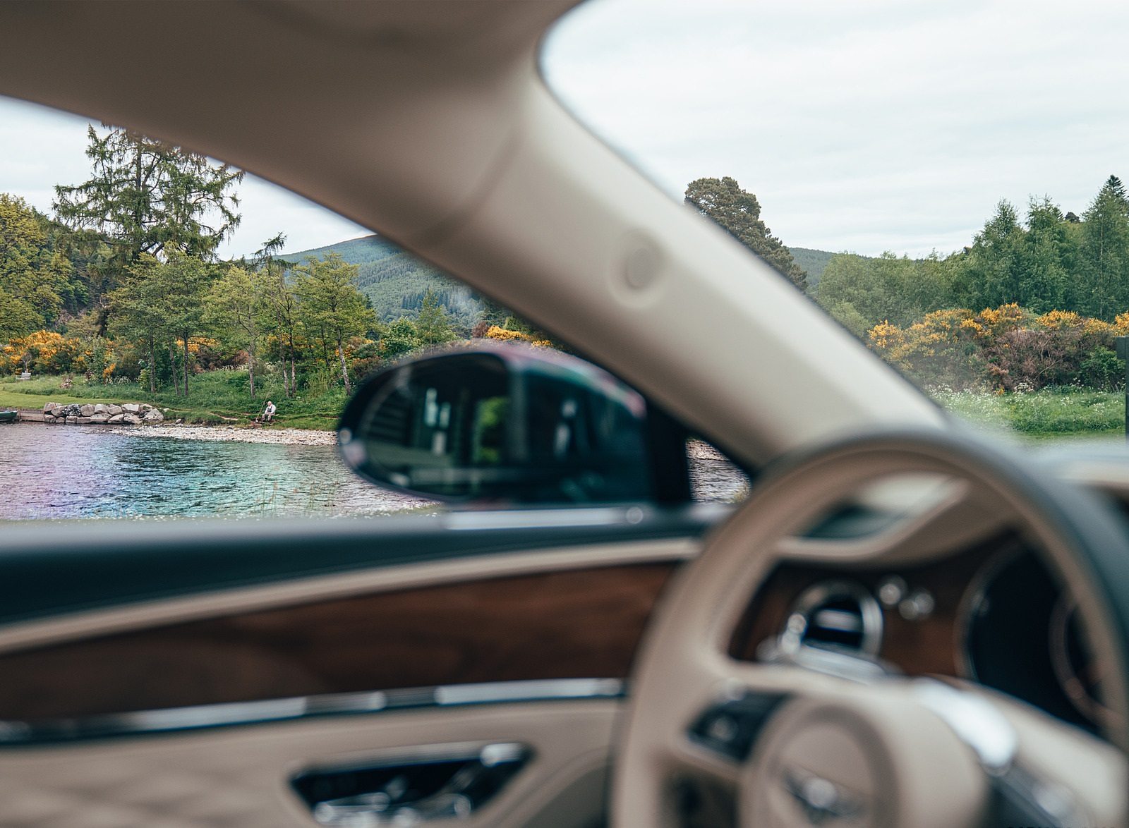 2022 Bentley Flying Spur Hybrid Interior Detail Wallpapers (9)