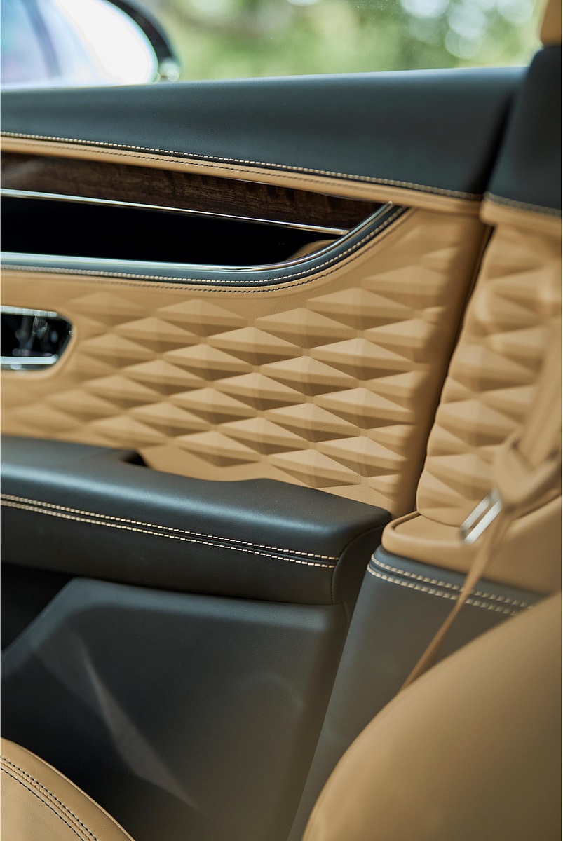2022 Bentley Flying Spur Hybrid Interior Detail Wallpapers #166 of 182