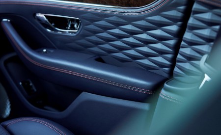 2022 Bentley Flying Spur Hybrid Interior Detail Wallpapers 450x275 (164)