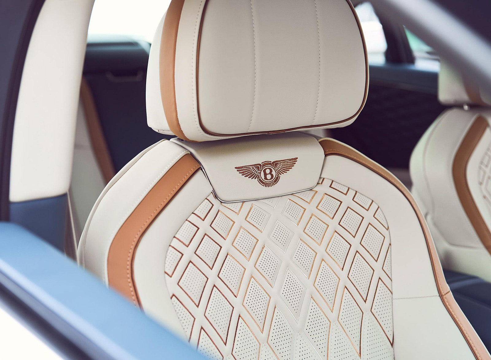 2022 Bentley Flying Spur Hybrid Interior Seats Wallpapers #160 of 182