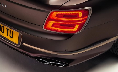 2022 Bentley Flying Spur Hybrid Odyssean Edition Tail Light Wallpapers 450x275 (5)