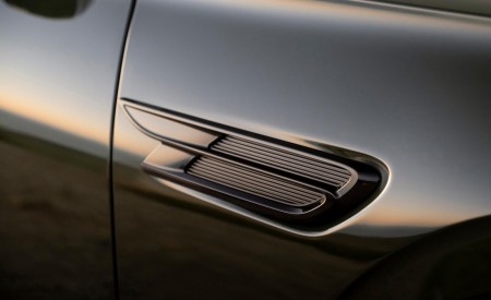 2022 Bentley Flying Spur Hybrid Side Vent Wallpapers  450x275 (103)