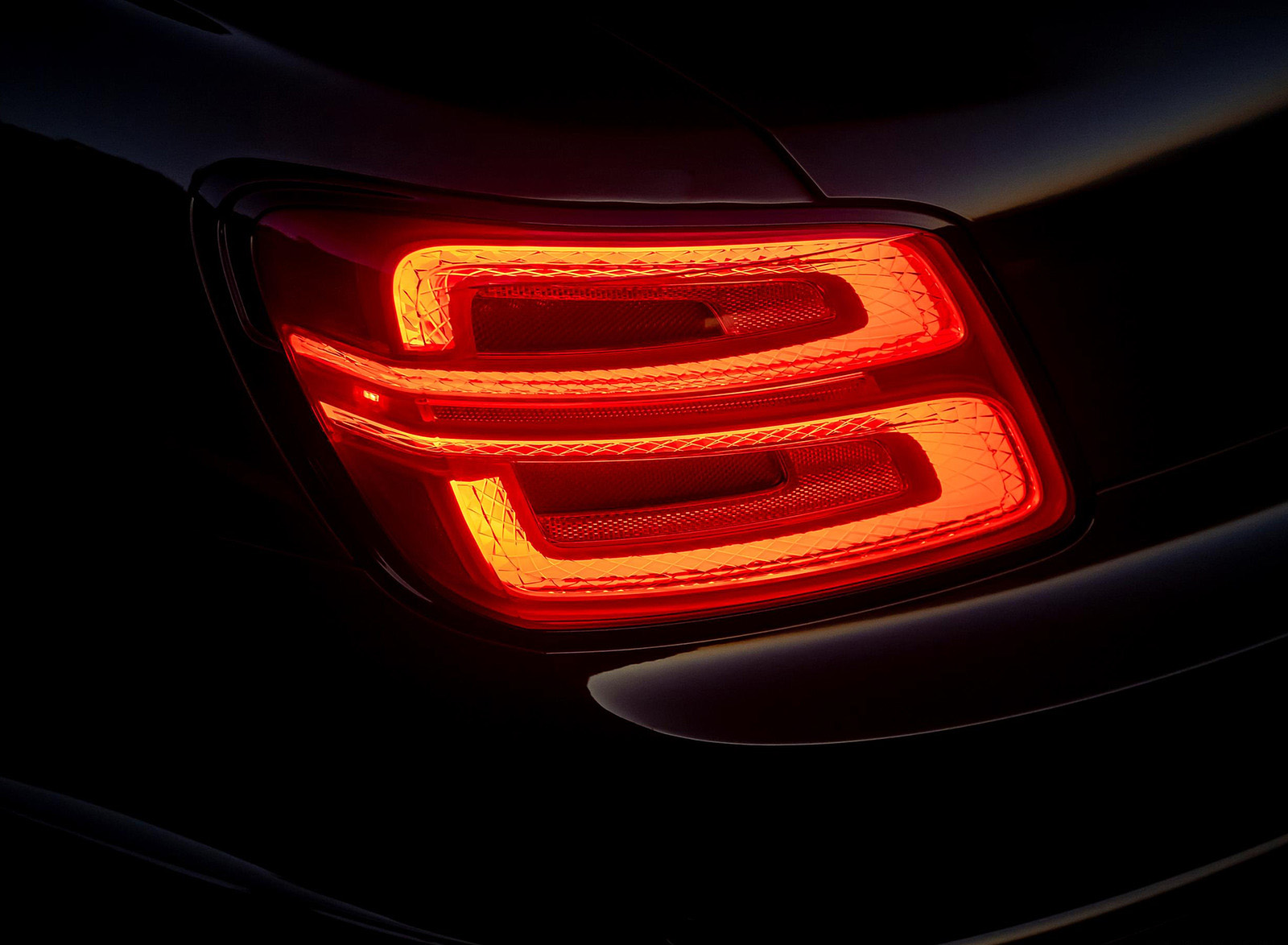 2022 Bentley Flying Spur Hybrid Tail Light Wallpapers  #110 of 182