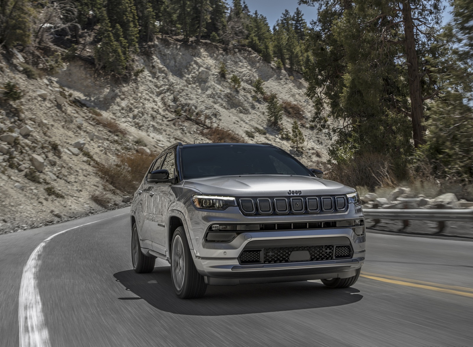 2022 Jeep Compass High Altitude Front Three-Quarter Wallpapers (1). Download Wallpaper