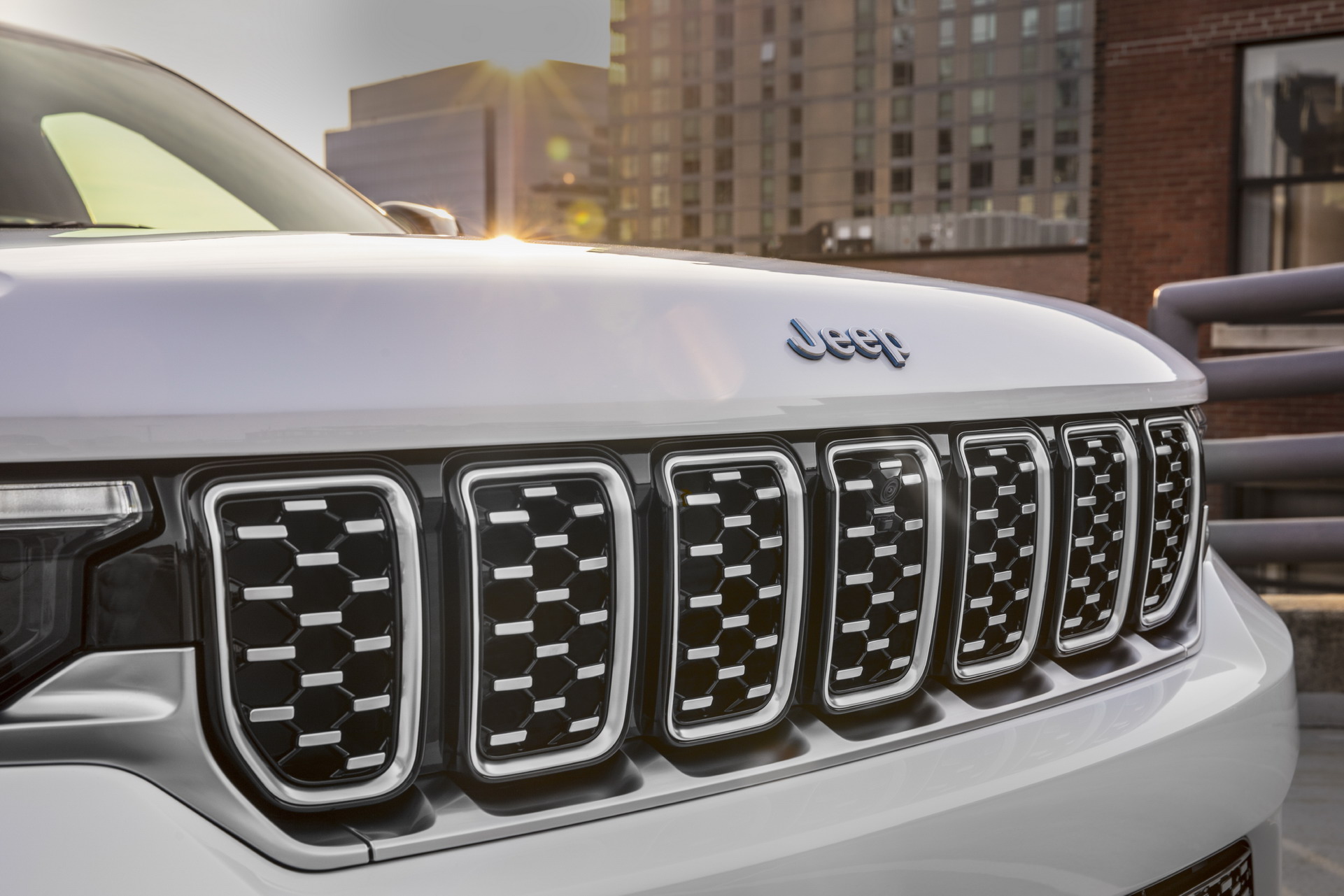 2022 Jeep Grand Cherokee Summit 4xe Grille Wallpapers #58 of 68