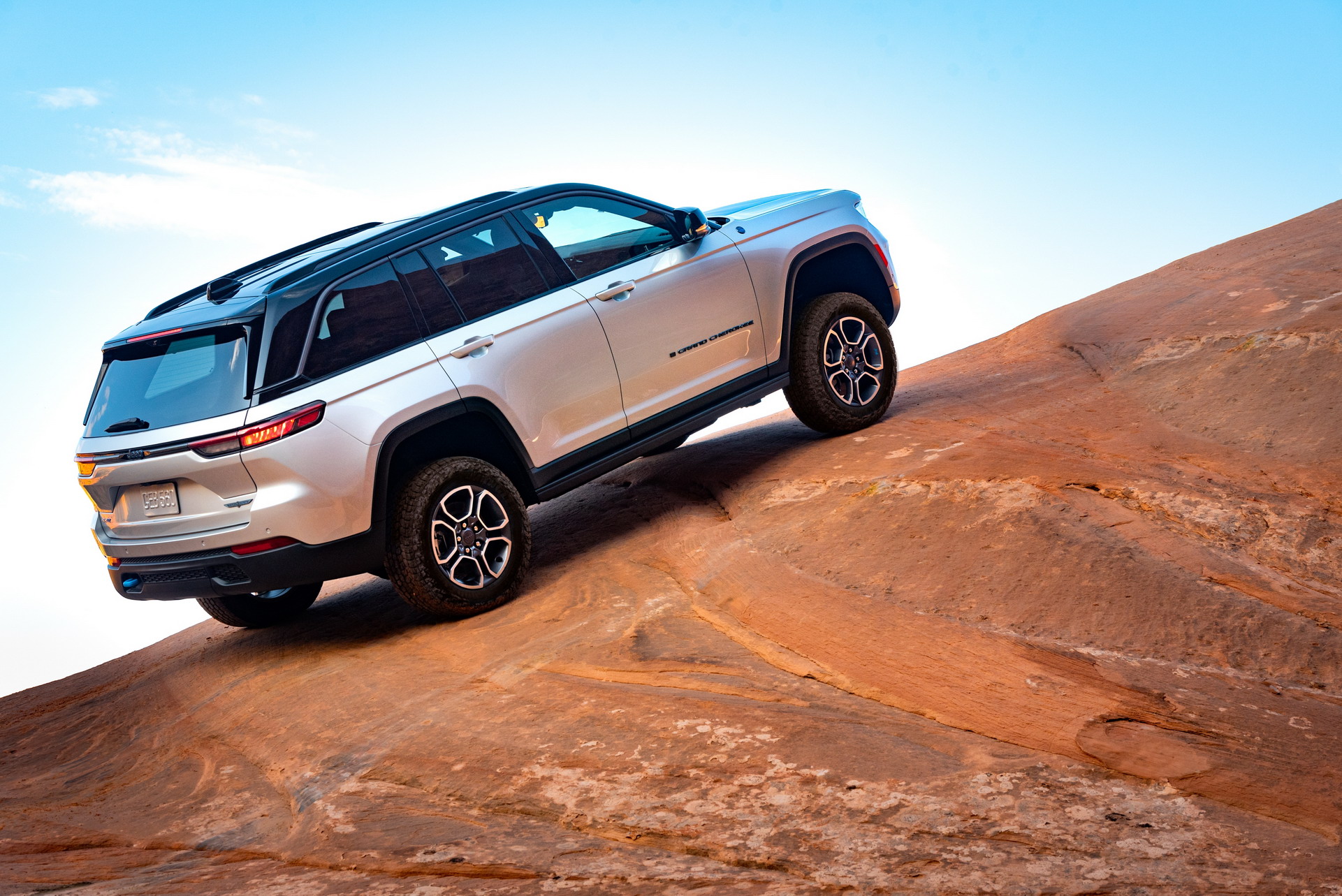 2022 Jeep Grand Cherokee Trailhawk 4xe Off-Road Wallpapers #8 of 68