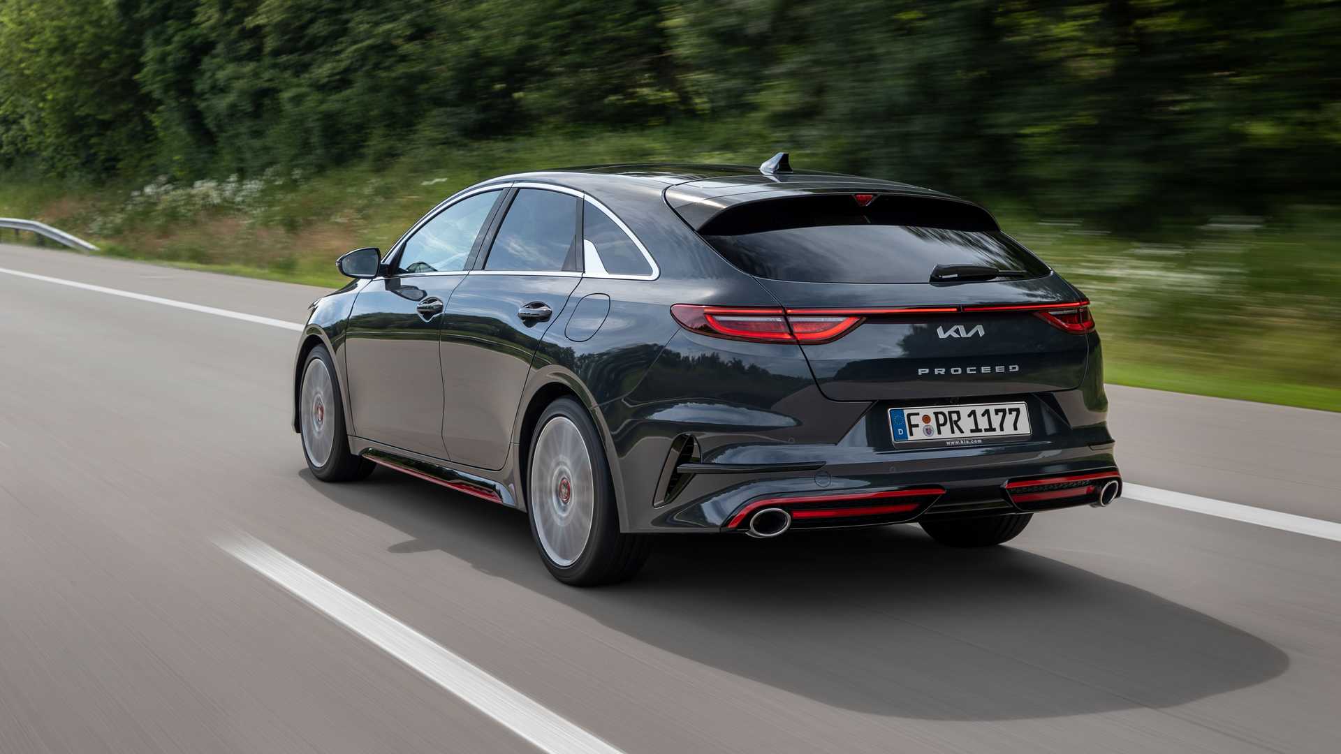 2022 Kia ProCeed GT Rear Three-Quarter Wallpapers (2)