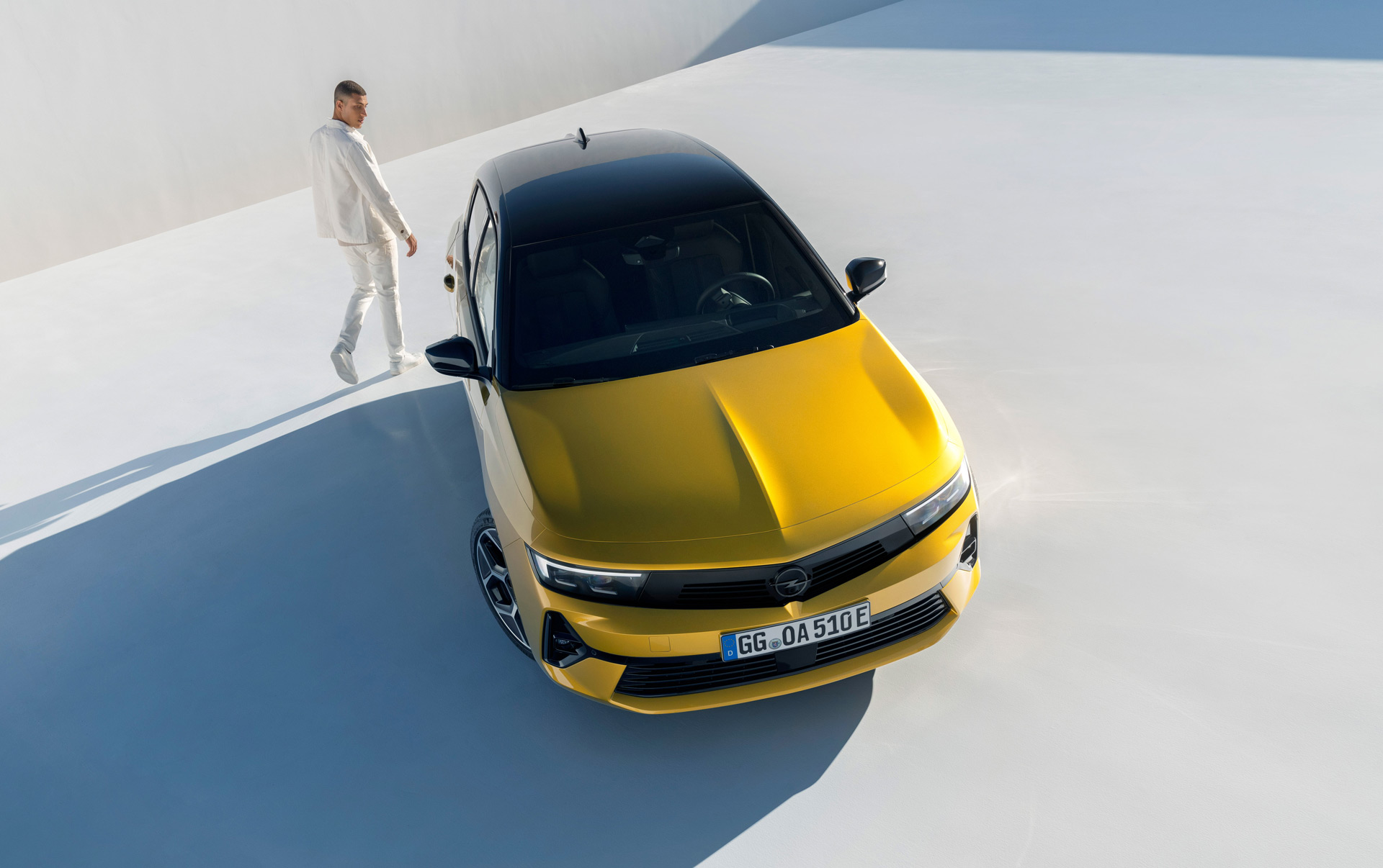 2022 Opel Astra Front Wallpapers #11 of 25