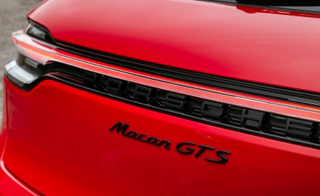 2022 Porsche Macan GTS (Color: Carmine Red) Badge Wallpapers 450x275 (50)