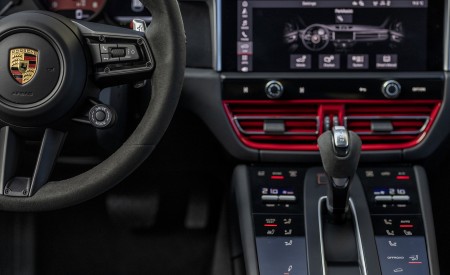 2022 Porsche Macan GTS (Color: Carmine Red) Central Console Wallpapers 450x275 (221)