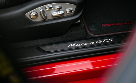 2022 Porsche Macan GTS (Color: Carmine Red) Door Sill Wallpapers 450x275 (52)