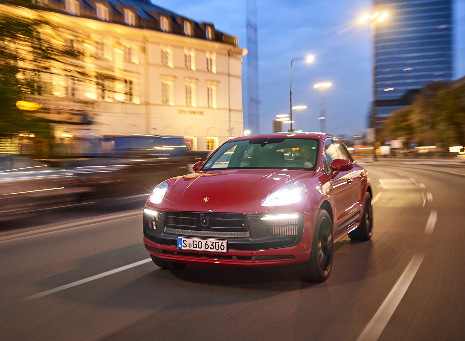 2022 Porsche Macan GTS (Color: Carmine Red) Front Wallpapers #188 of 229