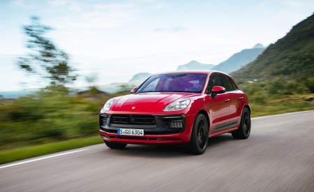 2022 Porsche Macan GTS (Color: Carmine Red) Front Wallpapers 450x275 (13)