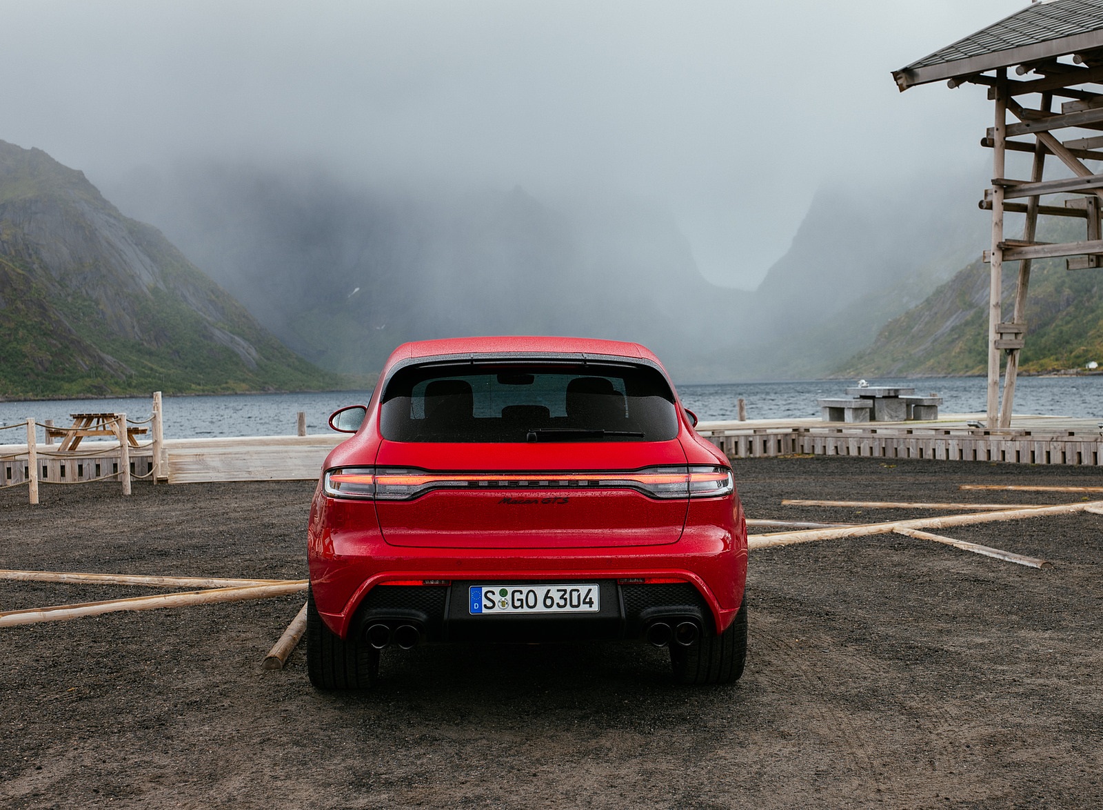 2022 Porsche Macan GTS (Color: Carmine Red) Rear Wallpapers #44 of 229