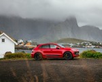 2022 Porsche Macan GTS (Color: Carmine Red) Side Wallpapers 150x120 (46)