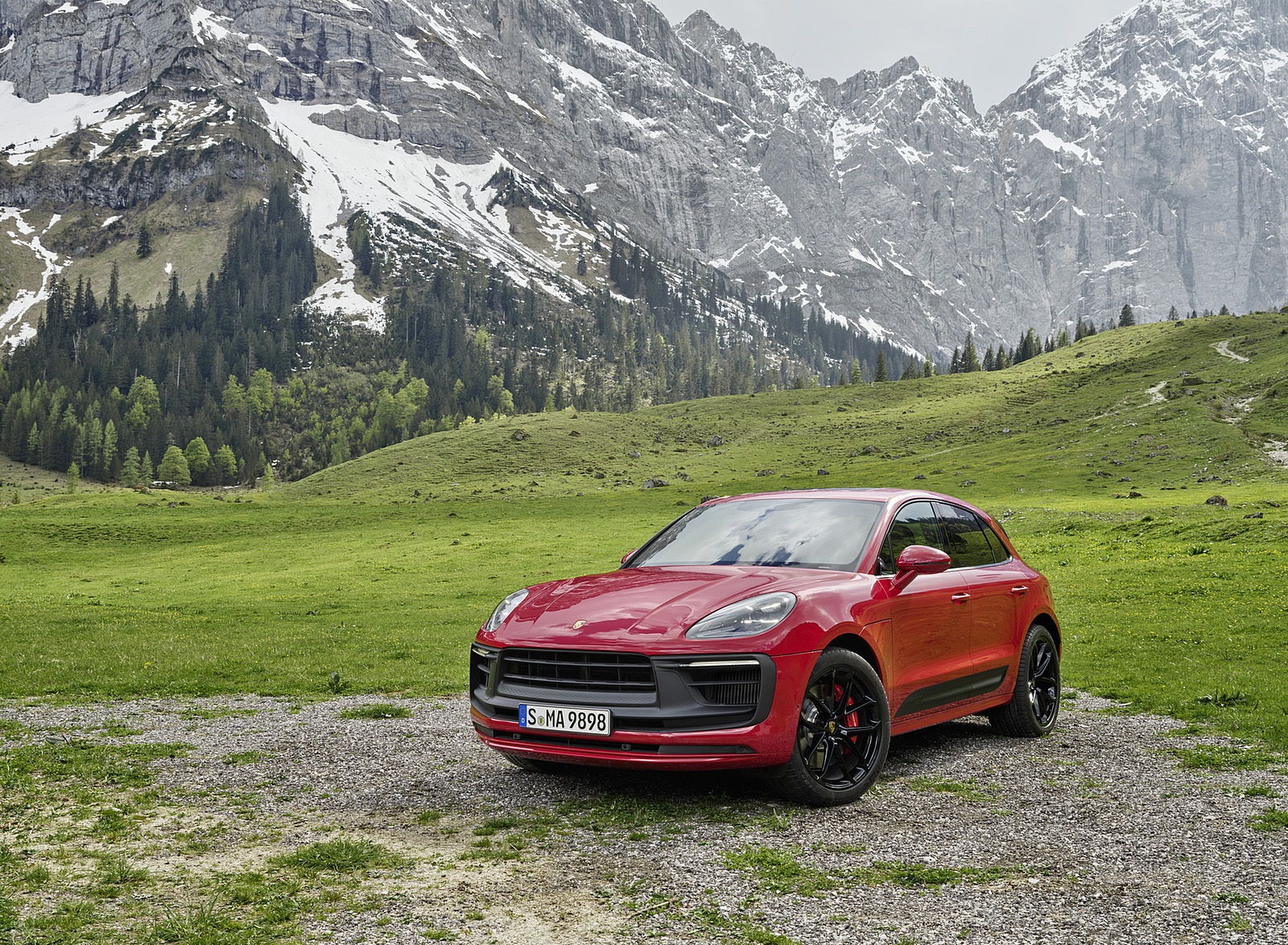 2022 Porsche Macan GTS Front Three-Quarter Wallpapers (7)