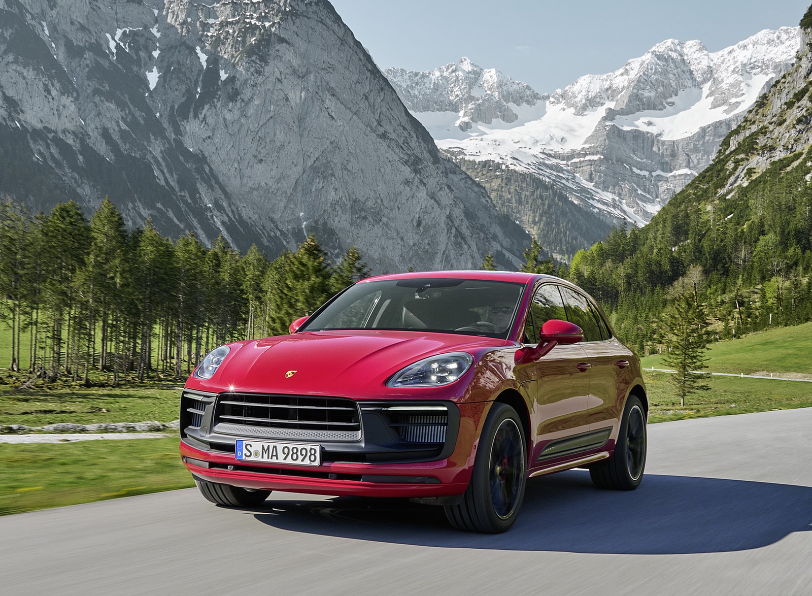 2022 Porsche Macan GTS Front Wallpapers (1)