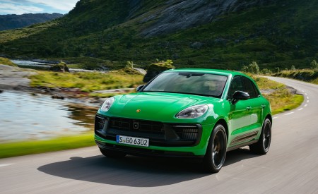 2022 Porsche Macan GTS with Sport package (Color: Python Green) Front Wallpapers 450x275 (76)