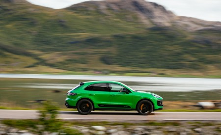 2022 Porsche Macan GTS with Sport package (Color: Python Green) Side Wallpapers 450x275 (83)
